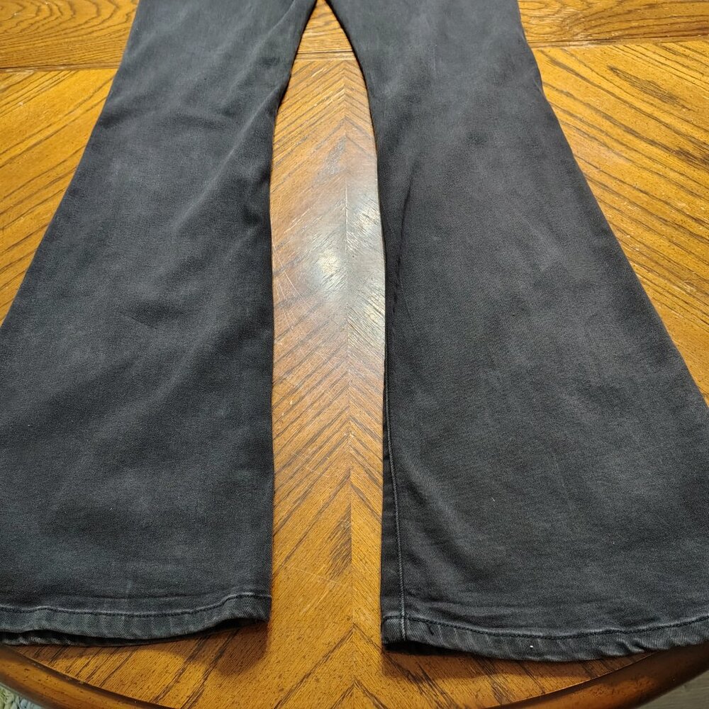 bell bottom jean - Picture 7 of 7